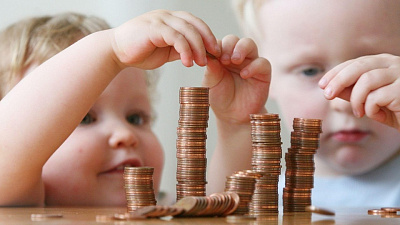 В Челябинской области принимают заявления на выплаты семьям с детьми от трех до семи лет