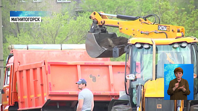 В Магнитогорске укладывают новый асфальт