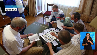 Ветераны ЧТЗ получили подарки