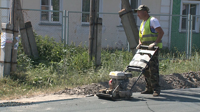 Глава Миасса проверил ход работ по благоустройству