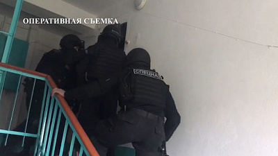 Оперативное видео задержания злоумышленников, которых подозревают в вымогательстве