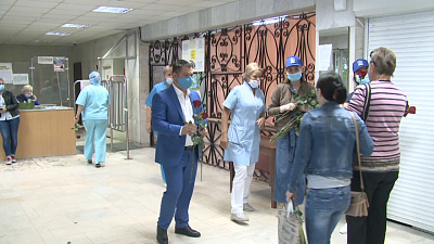 В Миассе поздравляют врачей