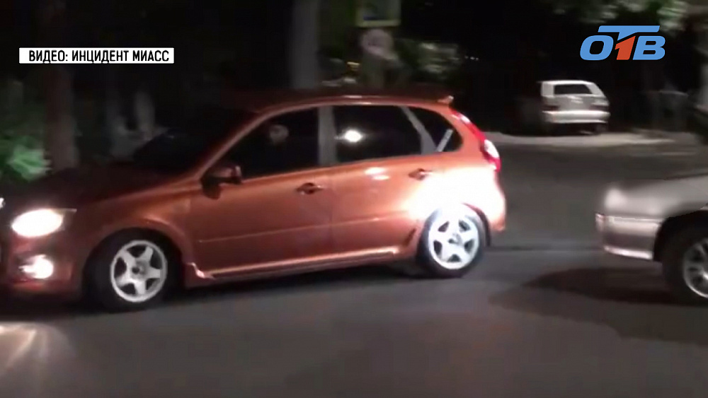 В несанкционированные гонки вмешалась полиция