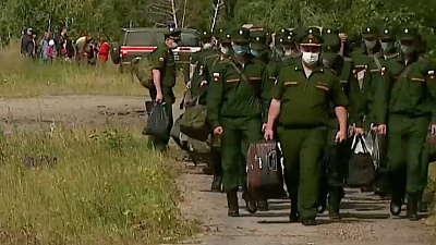 Родители призывников пожаловались на несоблюдение рекомендаций Роспотребнадзора в сборном пункте