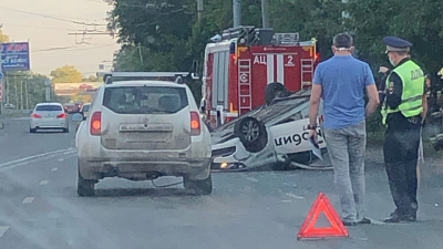В Челябинске перевернулся автомобиль «СитиМобил»