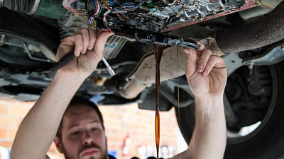 Как устранить утечку трансмиссионной жидкости