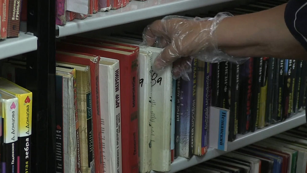 В Миассе стартовала акция «Книга в библиотеку!»