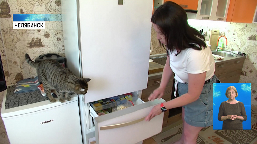 Челябинка готовит домашнее мороженое