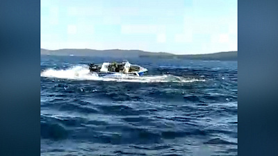 На Тургояке сняли на видео танец «бешеного» катера