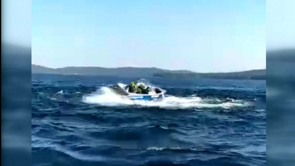 Мужчина выпал из катера на Тургояке