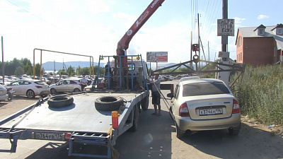 Борьба с неправильной парковкой на Тургояке
