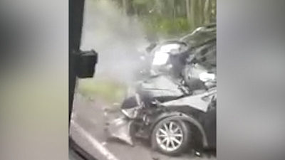 Автомобиль развалился надвое после ДТП: видео из Чебаркульского района