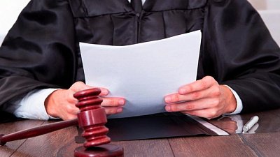 Директора муниципального учреждения будут судить за мошенничество в Златоусте