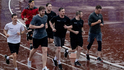 Челябинские хоккеисты начали полномасштабную подготовку к новому сезону