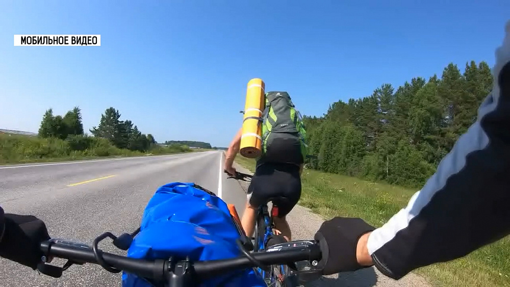 Туристы проехали на велосипеде 230 километров