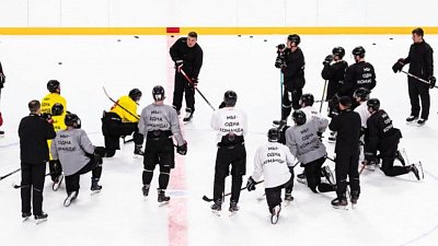 «Югра» отменила хоккейный матч с «Трактором»