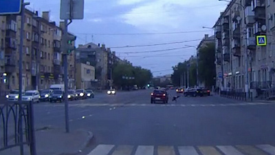 ДТП с пешеходом в Магнитогорске зафиксировал видеорегистратор ДТП с пешеходом в Магнитогорске зафиксировал видеорегистратор