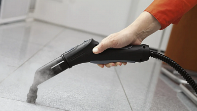 Техника для уборки гостиницы с функцией генерации пара