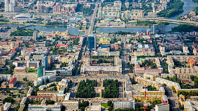 Челябинцы отпразднуют день города дома