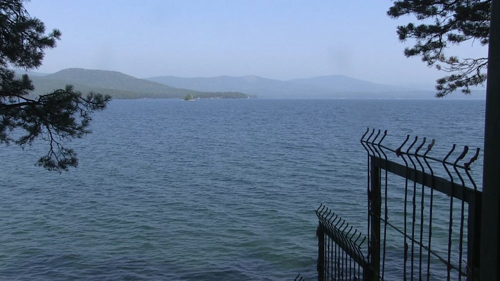 Проход к берегу Тургояка перекрыли для отдыхающих