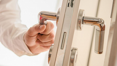 Типы и виды дверей в жилых домах