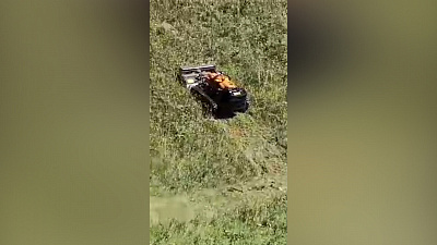 Роботы-косари на службе у южноуральских дорожников: видео работы газонокосилок