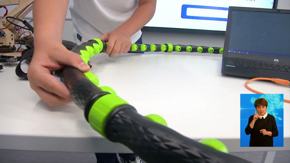 Школьник создал «умный» обруч