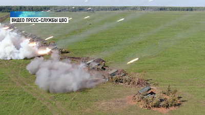 На полигоне под Чебаркулём прогремели взрывы и залпы боевых орудий