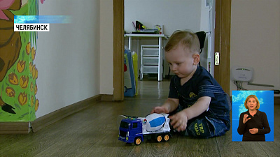 Малыш с диабетом получил глюкометр