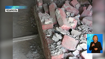 В общежитии восстановят рухнувшую стену