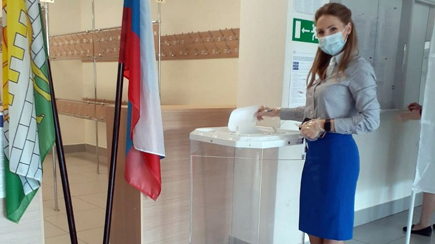 Более 240 тысяч человек проголосовали на выборах в Законодательное собрание Челябинской области Более 240 тысяч человек проголосовали на выборах в Законодательное собрание Челябинской области