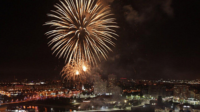 Салют в честь 284-летия Челябинска: праздничная видеозапись 