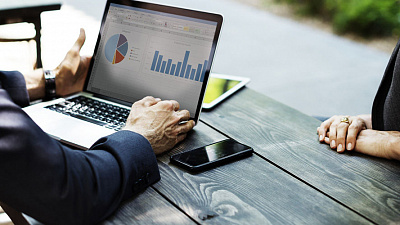 Банк России призывает южноуральцев проявлять бдительность при покупке финансовых продуктов