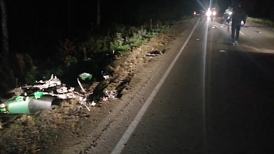 Лобовое с мотоциклом: видео последствий ДТП со смертельным исходом