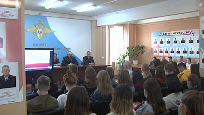 Более сотни школьников проявили интерес к службе в МВД