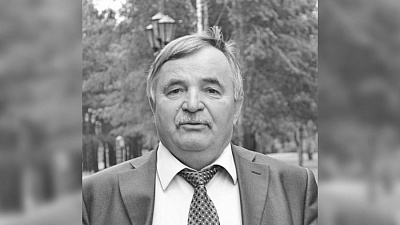 Глава Пластовского района умер от ковидной пневмонии