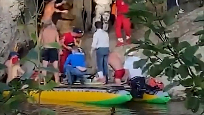 Девушку, упавшую с 40-метровой скалы, перевели из реанимации в палату Девушку, упавшую с 40-метровой скалы, перевели из реанимации в палату