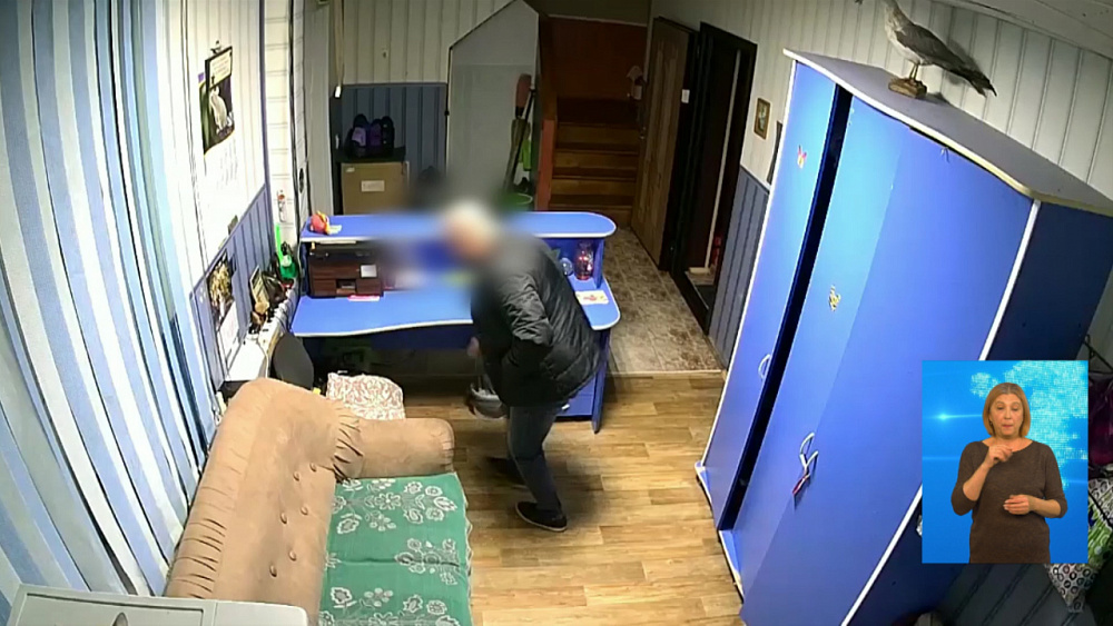 Посетитель сауны обокрал администратора