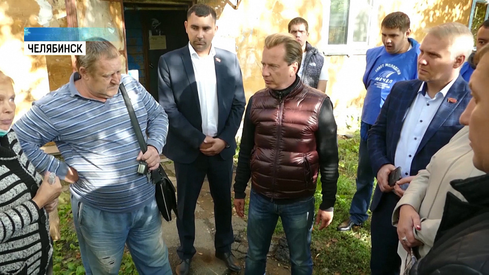 Жителей ветхоаварийных бараков расселили