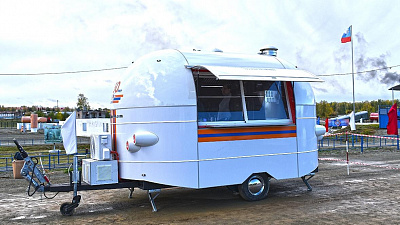 Первый в России передвижной пищеблок появился в МЧС Челябинской области