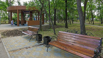 Власти Челябинска взялись за сквер на «Тополинке»