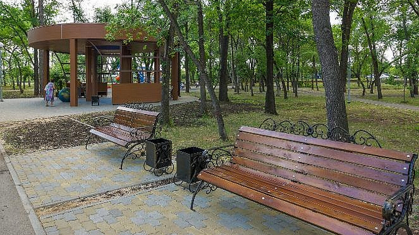 Власти Челябинска взялись за сквер на «Тополинке» Власти Челябинска взялись за сквер на «Тополинке»
