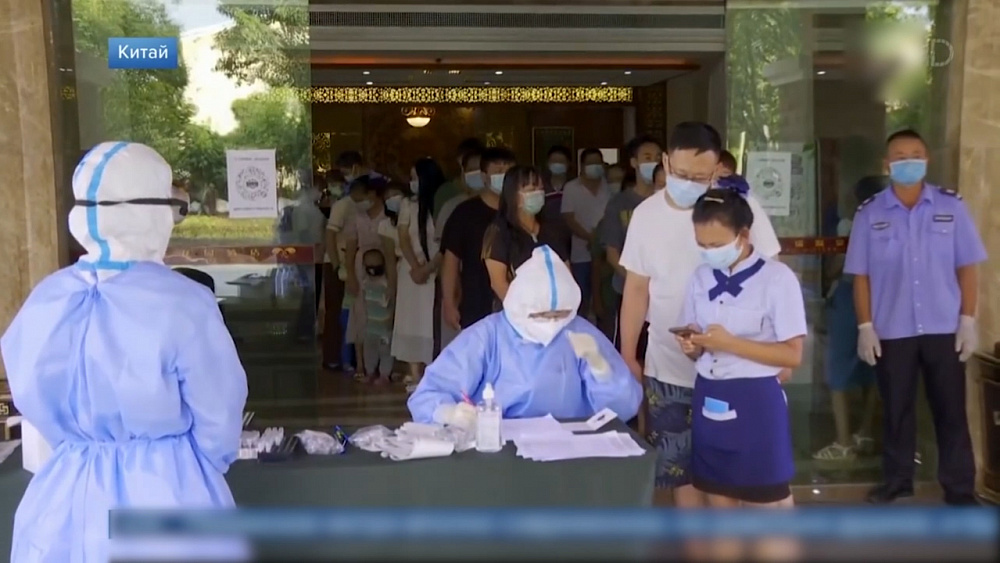 За сутки в Китае COVID-19 заболели 20 человек