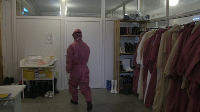 Студенты помогают в инфекционном отделении