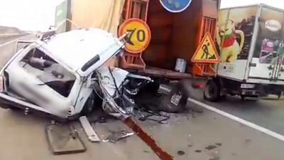 В Челябинской области «Нива» вылетела под большегруз