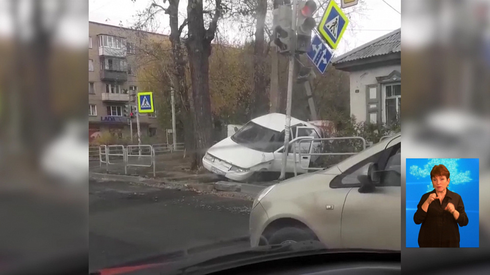 В Челябинске пьяный водитель вылетел на пешеходный переход