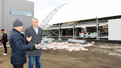 Глава Миасса Григорий Тонких проинспектировал строящиеся спортивные объекты