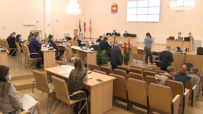 Депутаты выбрали почетного гражданина Миасса