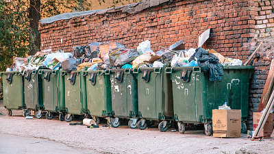 Жители нескольких районов Челябинской области накопили долги за вывоз ТКО