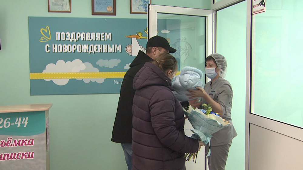Жительницы Златоуста рожают в Миассе
